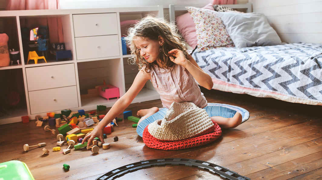 kids cleaning